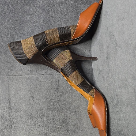 Fendi Leather Amd Canvas Penquin Open Toe Pumps Size 40 - Picture 5 of 12